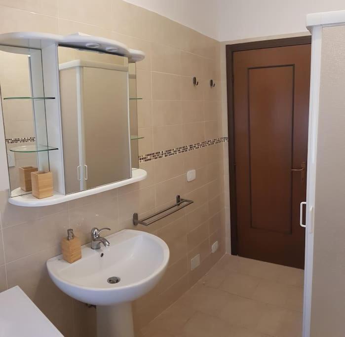 Apartamento La Casa Di Anita - Golfo Dei Poeti San Terenzo Exterior foto